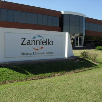 Zaniello.Parque industrial Pilar Edificio